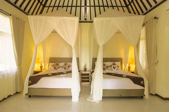 Hotel Taman Ujung Villa