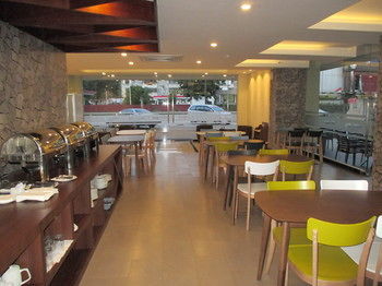 Hotel Nite & Day Batam Jodoh Square