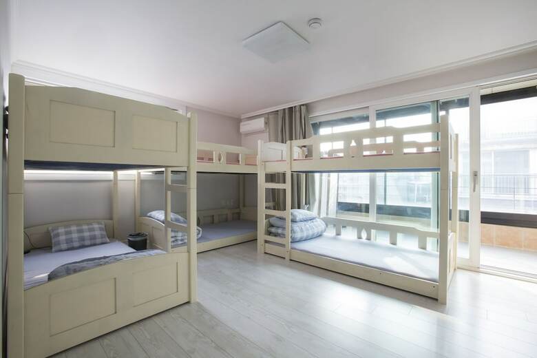 The Ja Garosu Guest House - Hostel