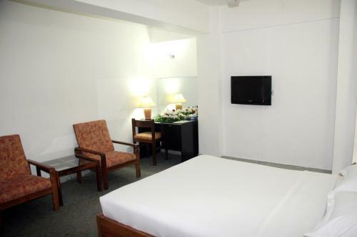 White House Hotel