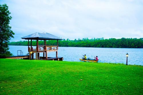 Okvin River Villa