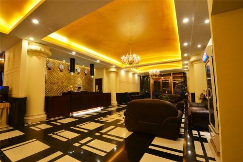 Royal Holiday Hotel