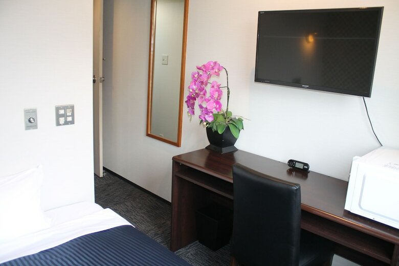 Hotel Livemax Mihara-ekimae