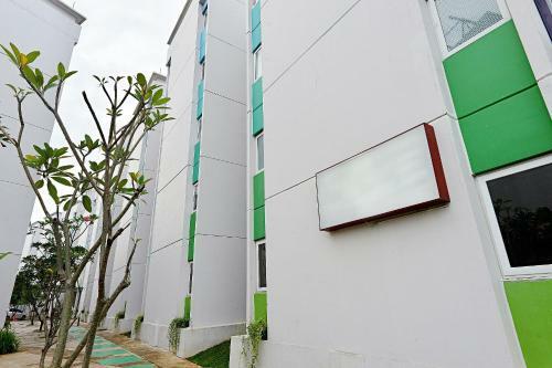 Hotel Zen Rooms Basic Tangerang Aeropolis