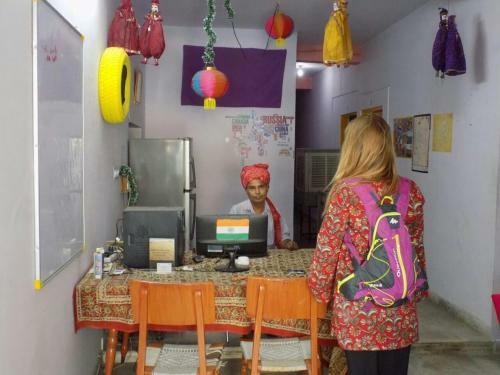 Hostal Khandela Paying Guesthouse