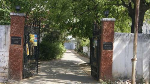 Hostal Khandela Paying Guesthouse
