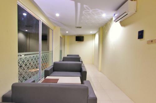 Rivisha Hotel
