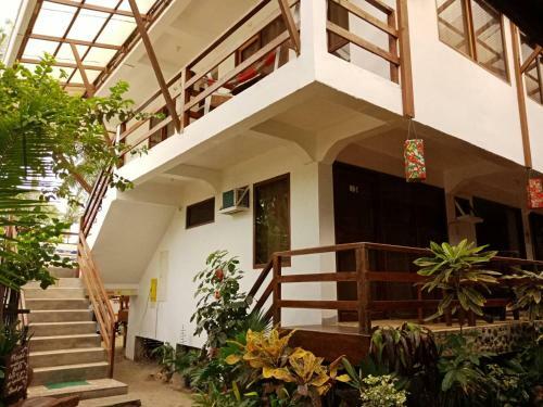 Hostal Victoria Beach House
