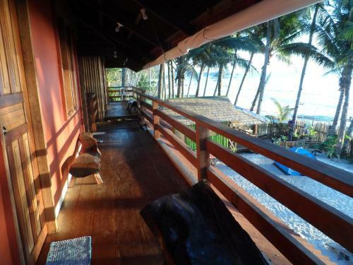 Hostal Victoria Beach House