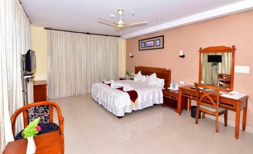 Hotel Athirappilly Residency