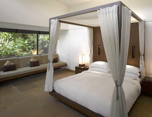 Hotel Hilton Shillim Estate Retreat And Spa