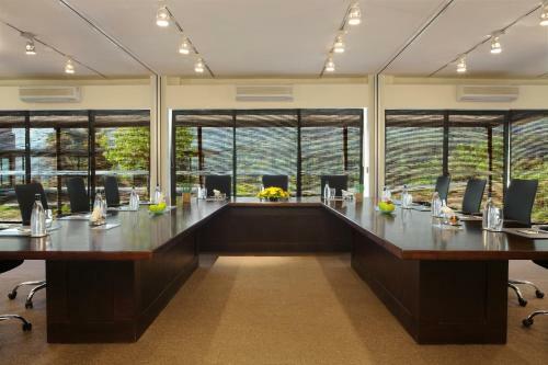 Hotel Hilton Shillim Estate Retreat And Spa