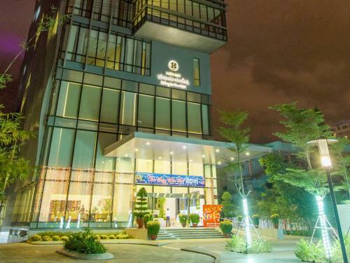 Da Nang Han River Hotel