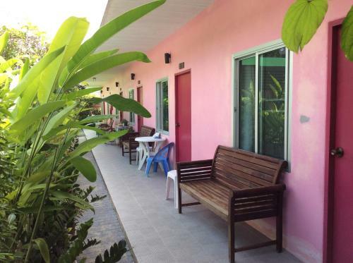Hostal Rommai Rimnaam Resort