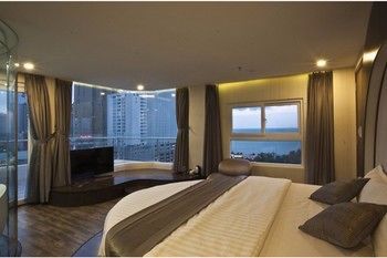 New Sun Hotel