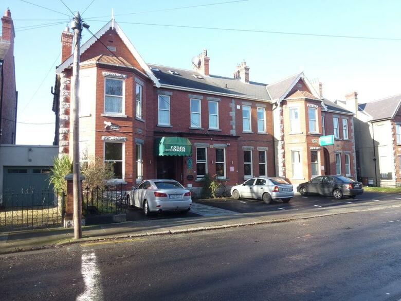Hotel Egans House