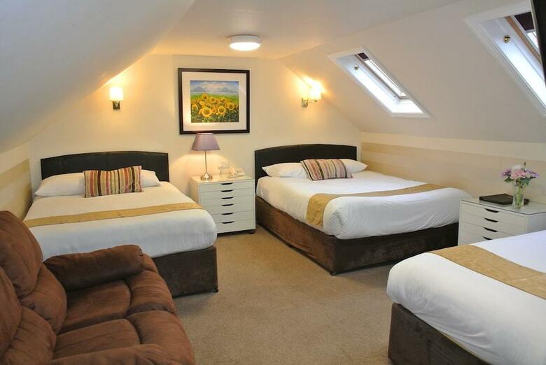 Hotel Egans House