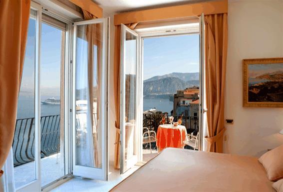 Hotel Grand Continental