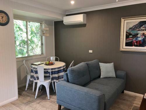 Hostal Sunshine Coast Tropical Getaway