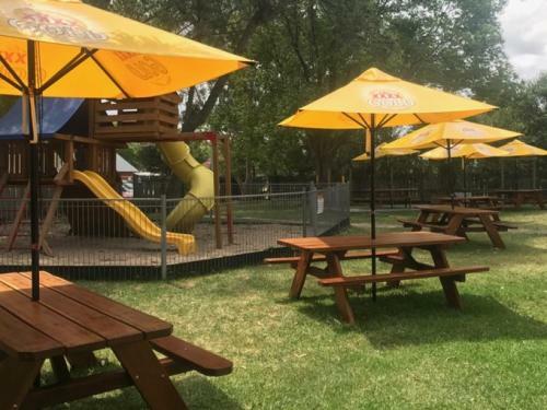 Bellbird Hotel