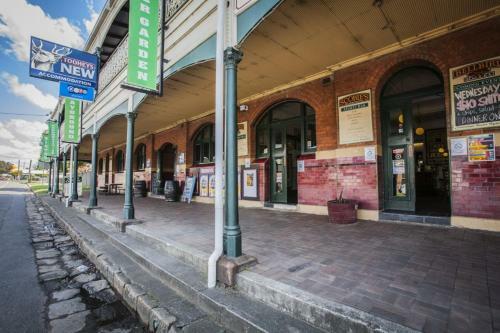 Bellbird Hotel