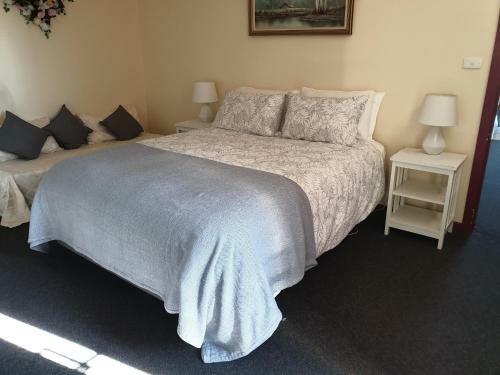Cobden Crest Cottages
