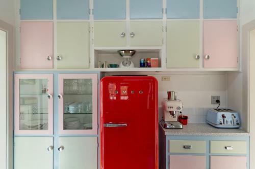 The 50's Beach House