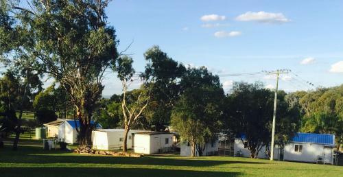 Oakridge Motel Tourist Park