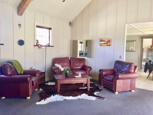 Bed & Breakfast Three Thirty