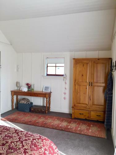 Bed & Breakfast Three Thirty