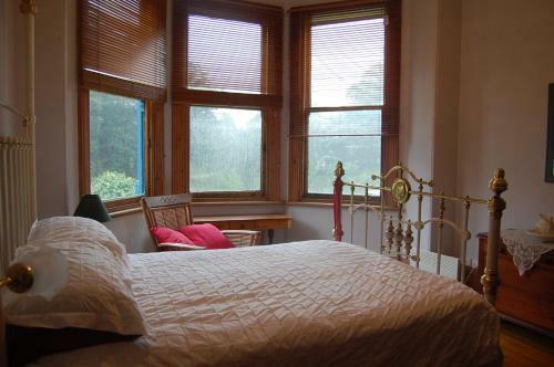 Bed & Breakfast Mariton House