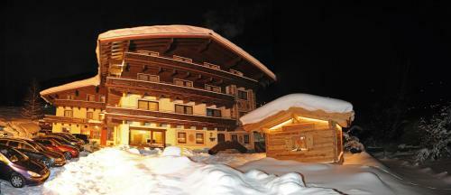 Ski In Ski Out Hotel Unterellmau