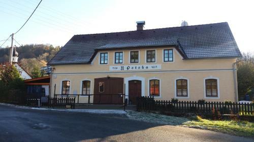 Hostal Penzion U Potoka