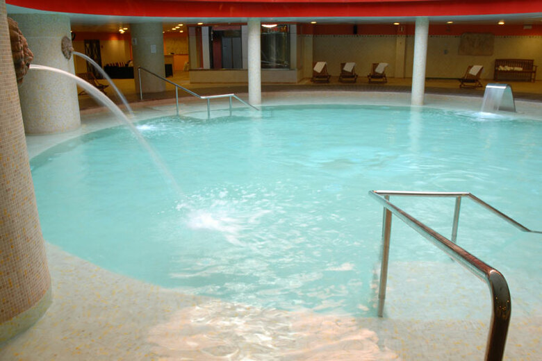 Hotel Holiday World Resort