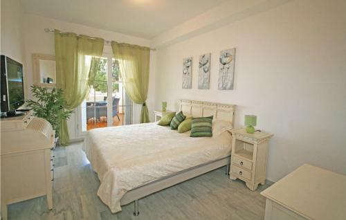 Apartment Jardin 02