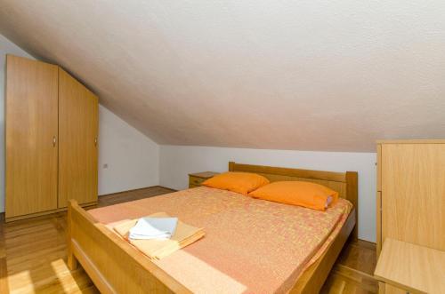 Apartments Ivo