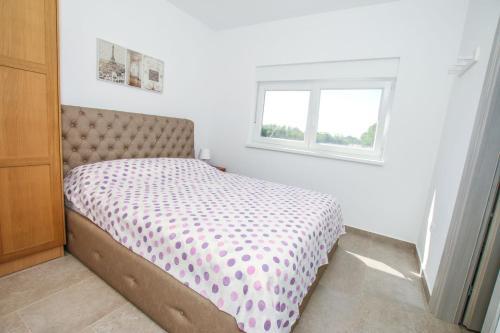 Apartment In Funtana With Two-bedrooms 1