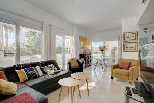Sunny Golf Apartment