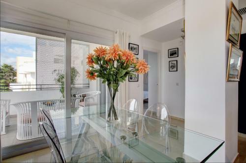 Sunny Golf Apartment