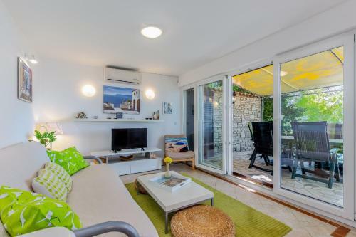 Holiday Home Zita