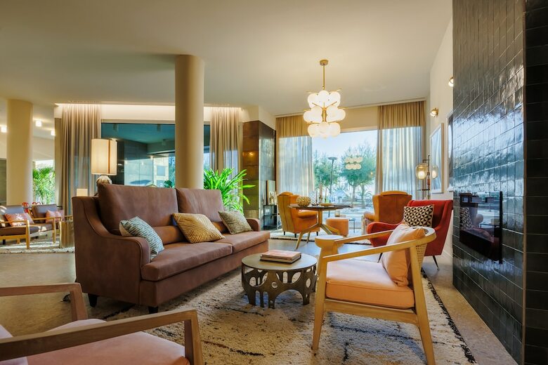 Hotel Charlie In Pesaro