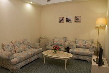 Sarunas Hotel