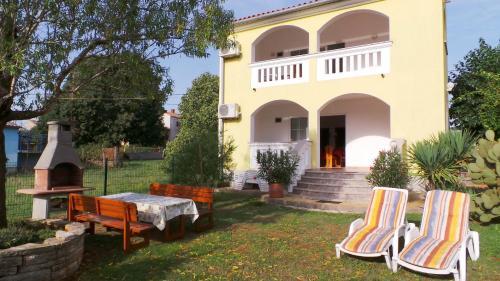 Apartment In Pula/istrien 17418