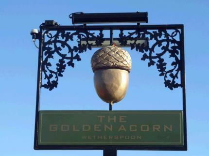 Hotel The Golden Acorn Wetherspoon