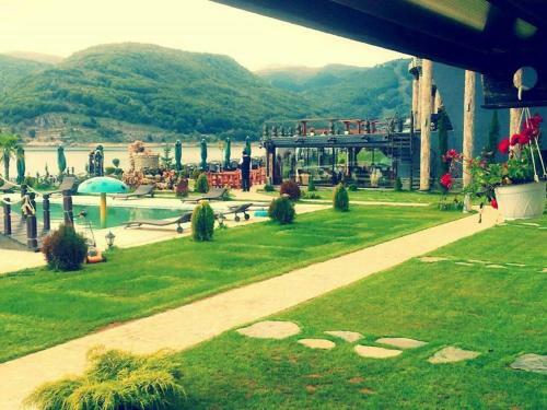 Hotel Golden Place