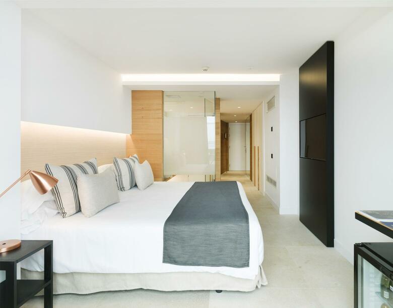 Nakar Hotel