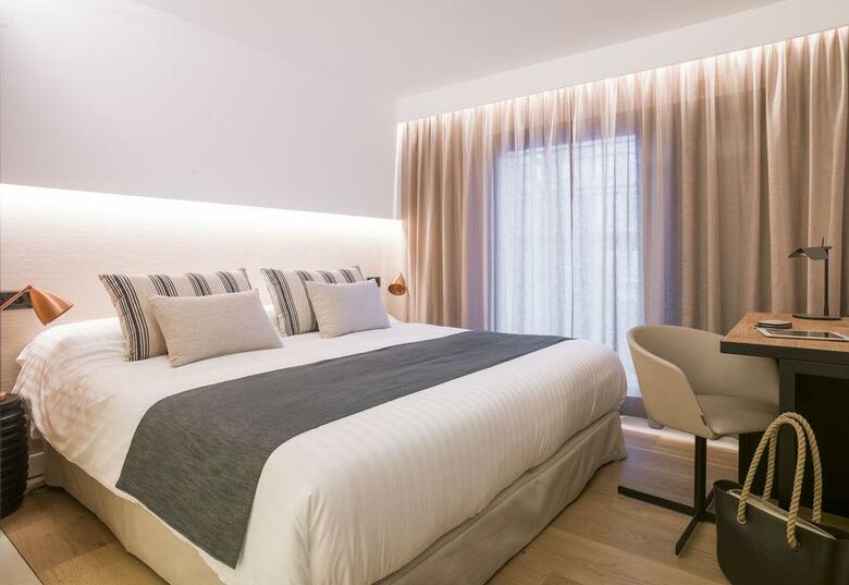 Nakar Hotel