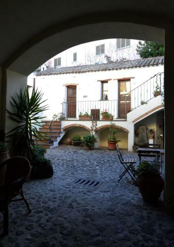 Hotel Antico Borgo