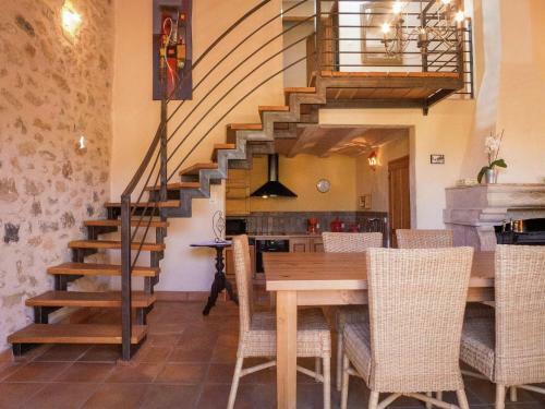 Villa - Fraiss�-des-corbi�res