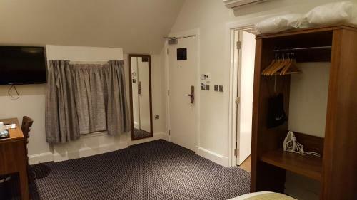 Hotel The Cross Keys